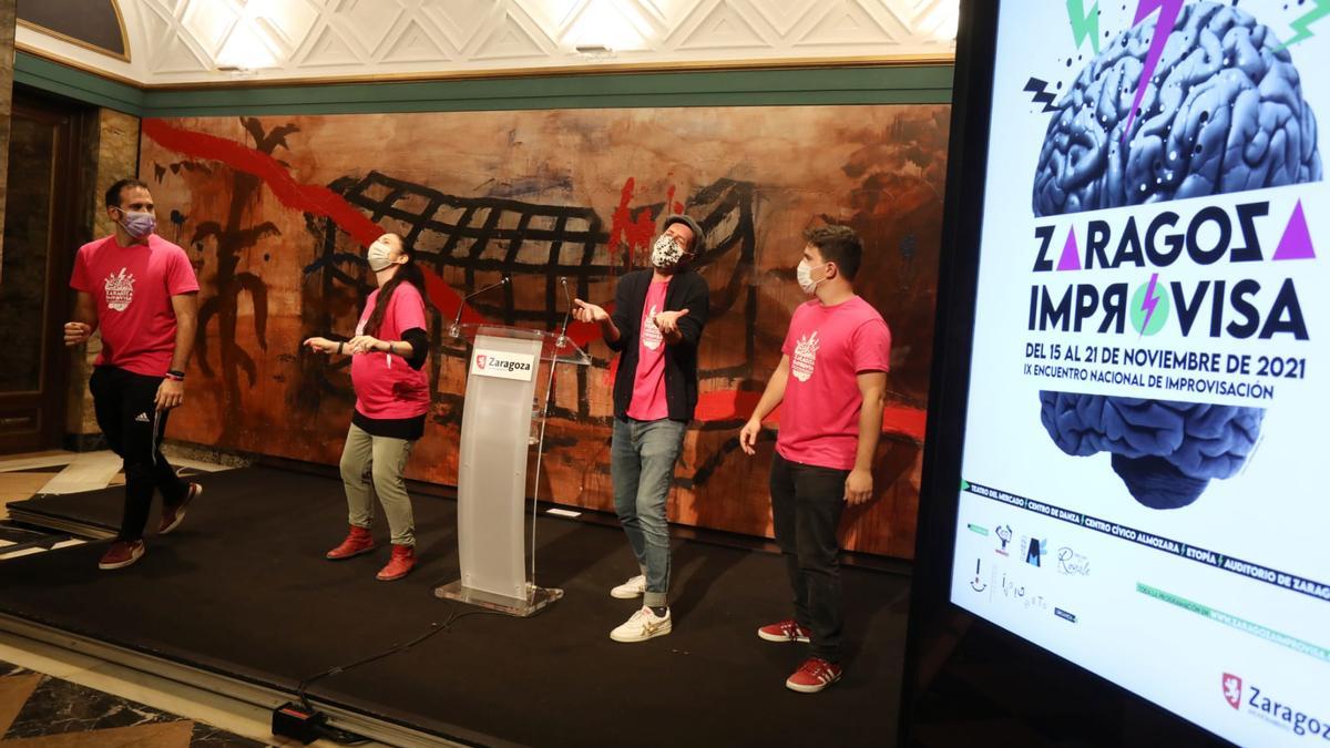 La presentación ha concluido en el Teatro Principal de Zaragoza con una muestra de una improvisación musical.