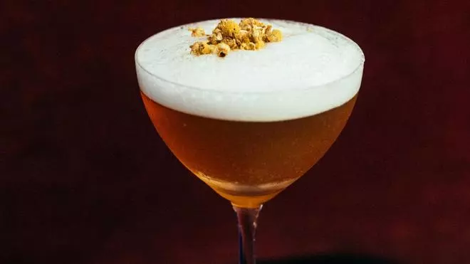 ¿Un cóctel de invierno? Te enseñamos a hacer este Pure Prohibition del W Lounge