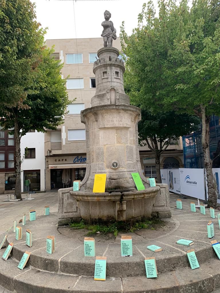 Las calles de Vigo se llenan de libros