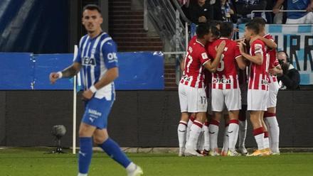 Resumen, goles y highlights del Alavés 0 - 2 Athletic de la jornada 6 de LaLiga EA Sports