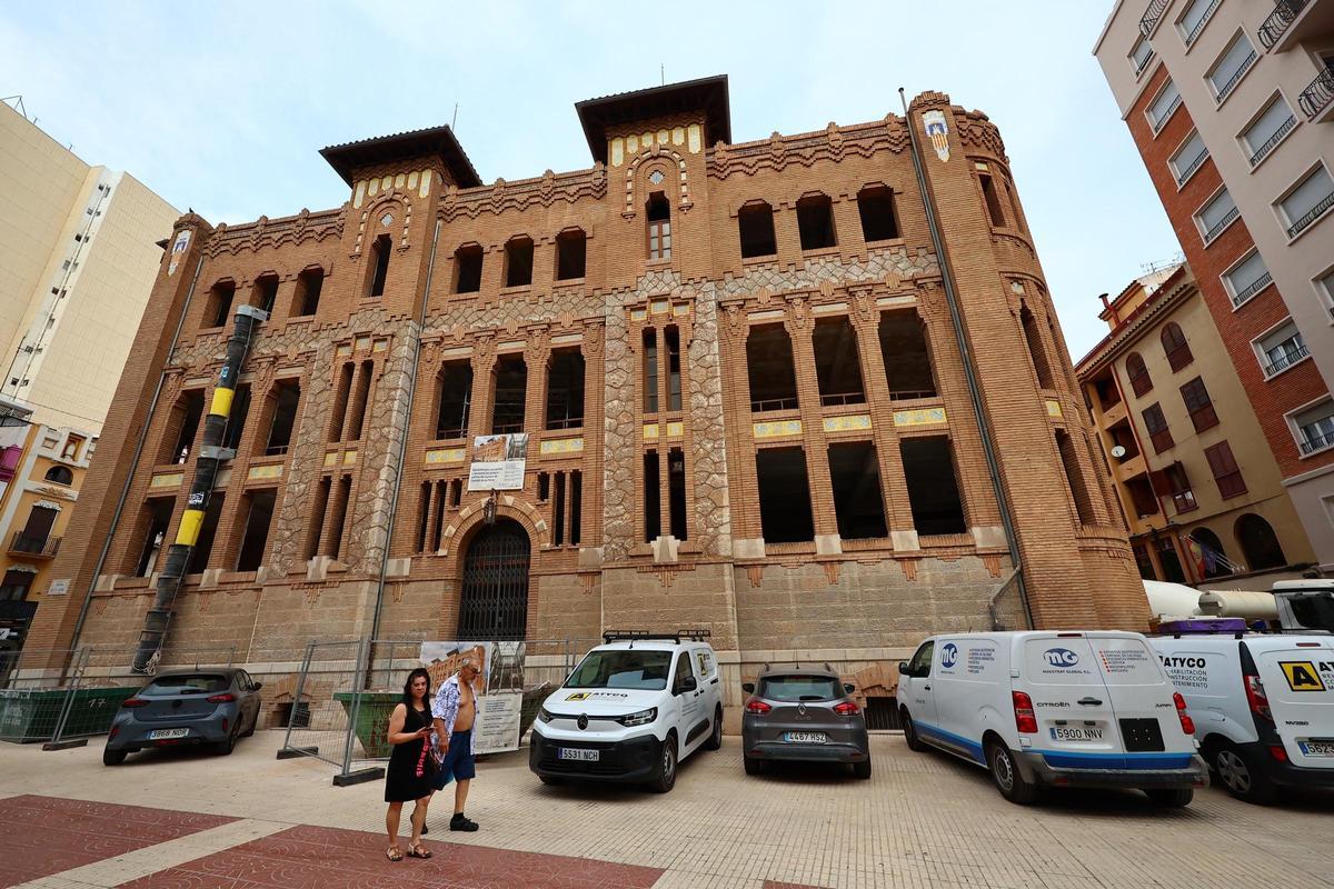 La fachada protegida del inmueble, este lunes.