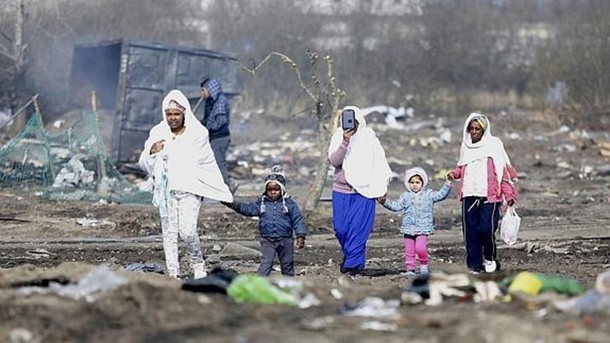 Reino Unido y Francia valorarán en Calais cómo ayudar a los niños refugiados