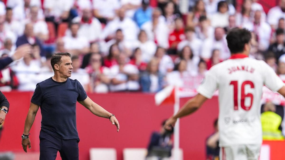 Luis García Plaza, durante el Sevilla-Espanyol de Liga