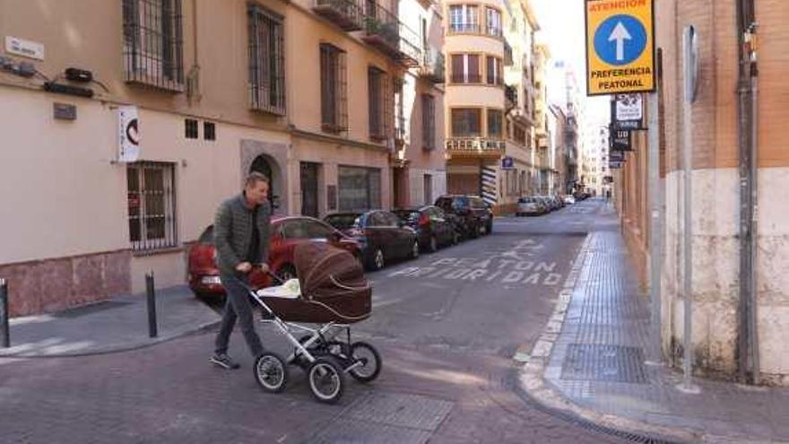 Calles principales del Soho, que como toda Málaga, también sufre la huelga de Limasa.