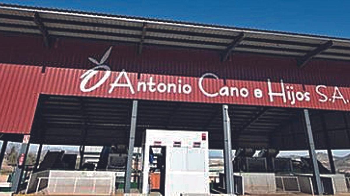 Fachada de las instalaciones de Antonio Cano e Hijos.
