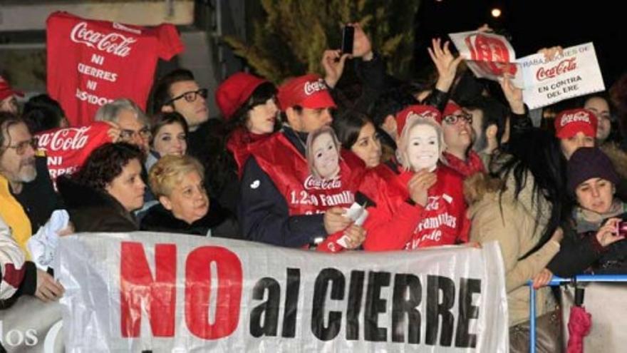 La protesta social recibe al mundo del cine en los Premios Goya