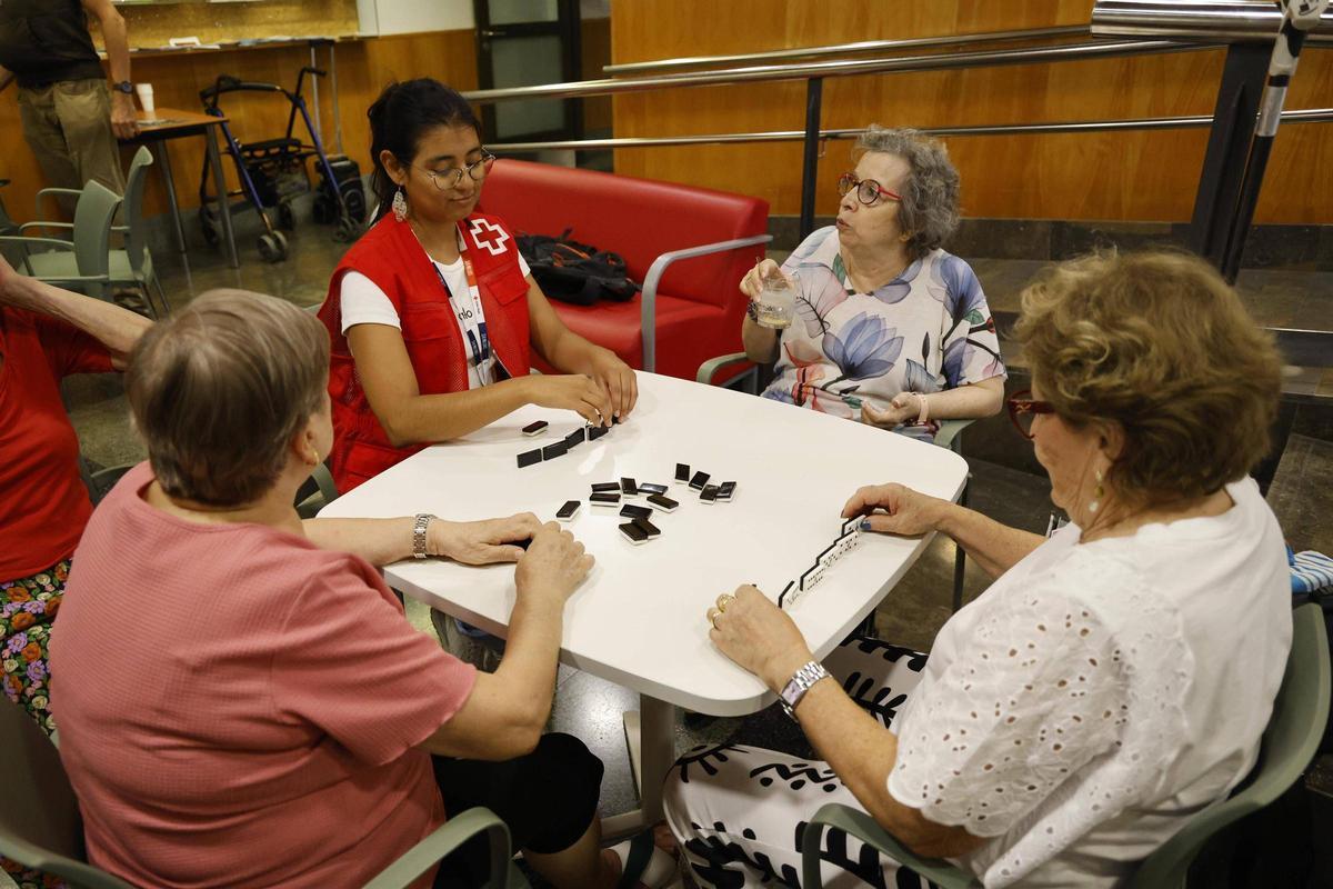 Les imatges de l'activitat comunitària a l'Espai Cívic Mercadal
