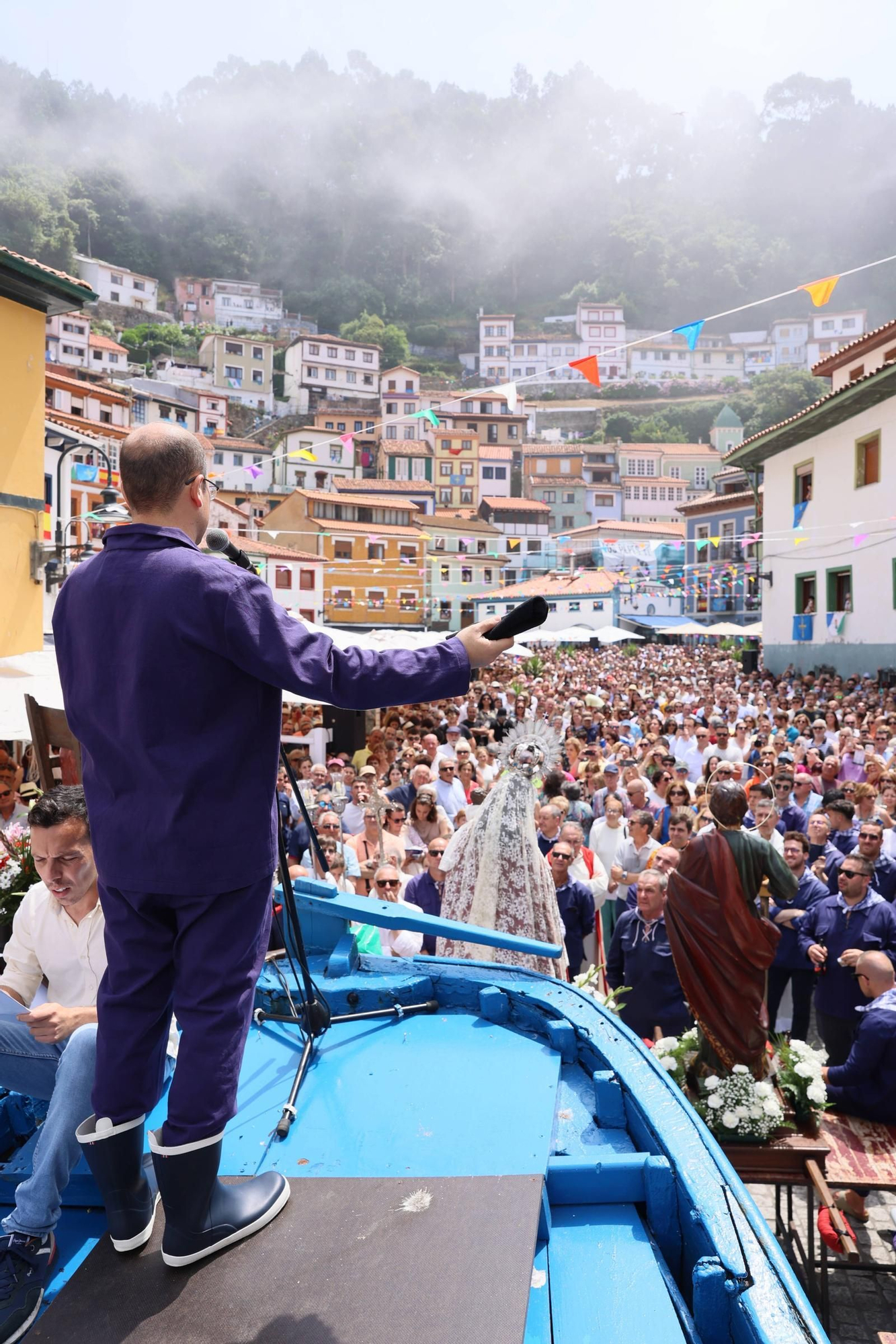 EN IMÁGENES: así fue el día de L'Amuravela en Cudillero