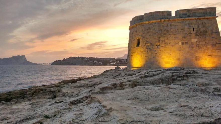 La Vuelta 2019 se presentará en el Castell de Moraira con el peñón de Ifach y el mar Mediterráneo como fondo