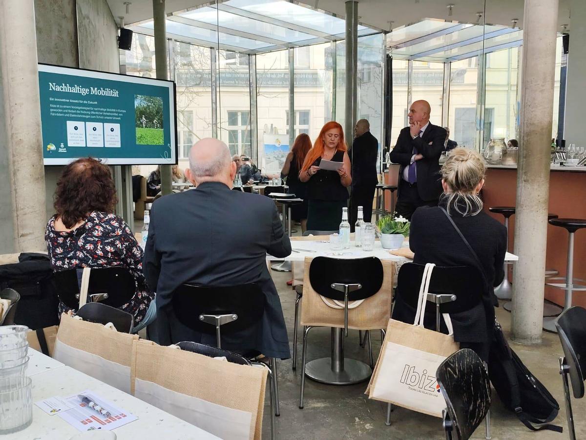 El ‘ball pagès’ también interesa a los alemane