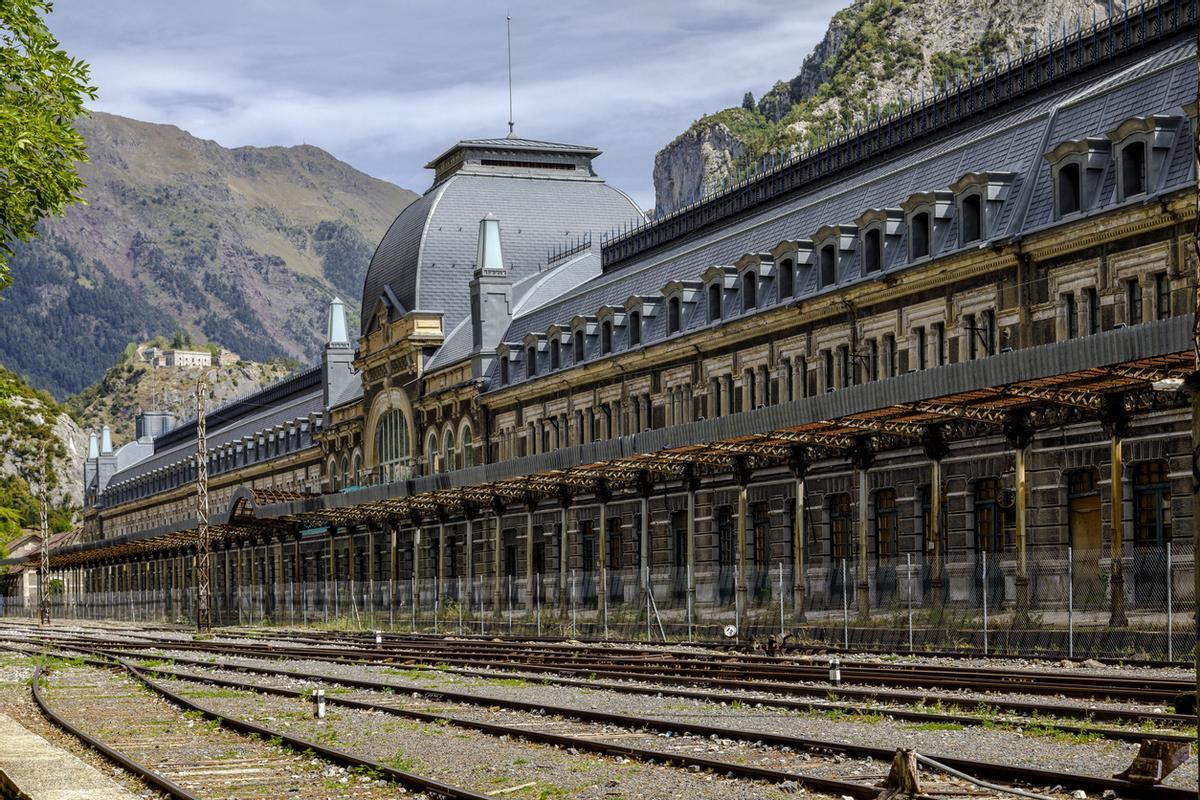 Estación de ferrocarril de Canfranc