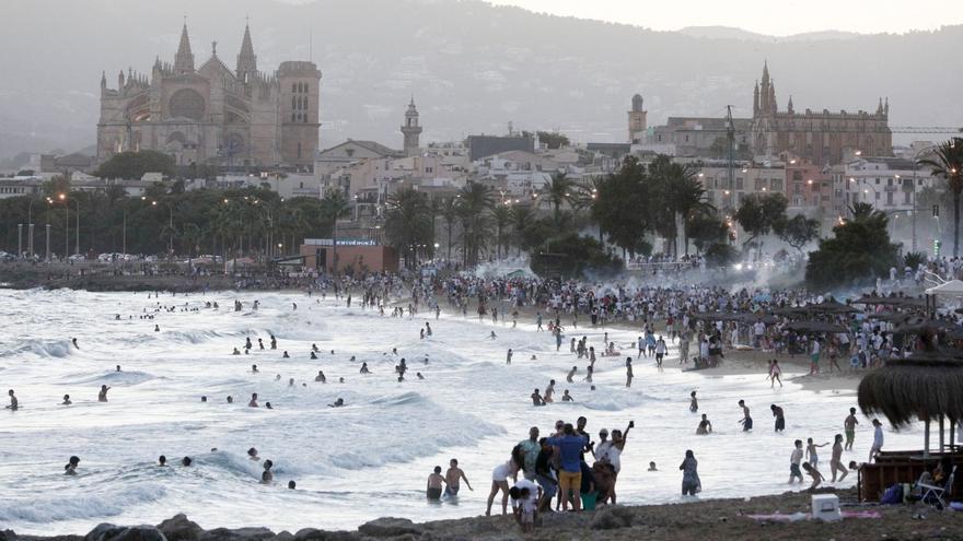 Überfall am Stadtstrand von Palma de Mallorca - zwei Männer festgenommen