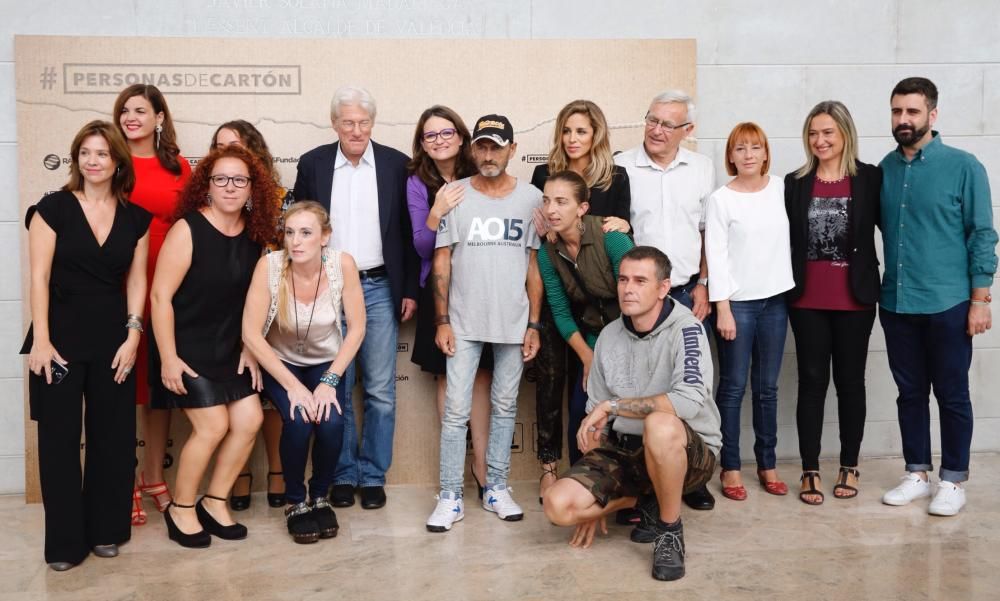 Richard Gere levanta pasiones en Valencia