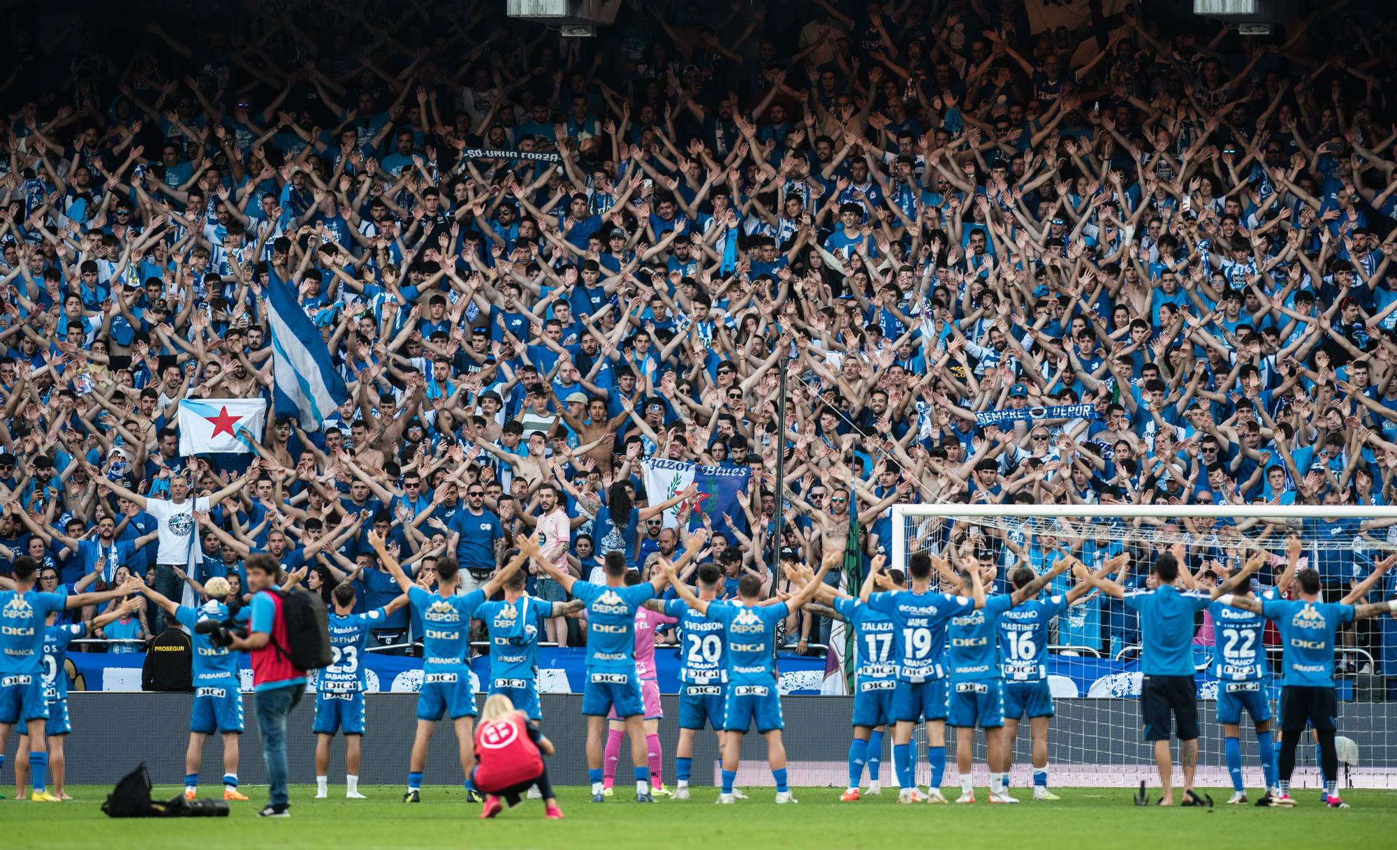 A Coruña marca en Riazor la mejor entrada en la historia de Primera RFEF con 28.828 espectadores