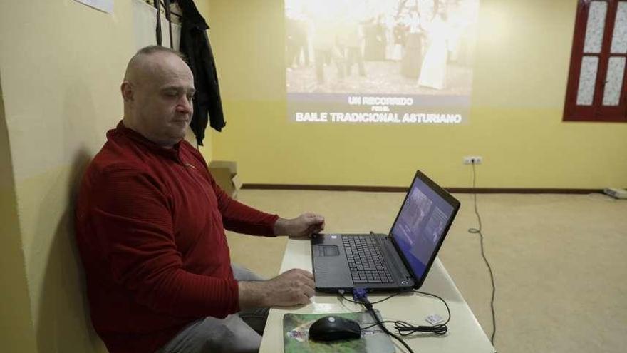 Recorrido en Llaranes por los bailes y danzas tradicionales