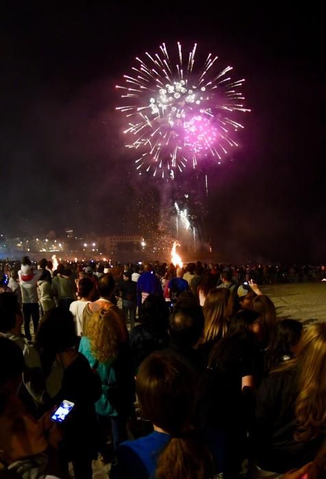 San Juan A Coruña 2019 | Las hogueras queman los malos augurios en la noche más corta del año