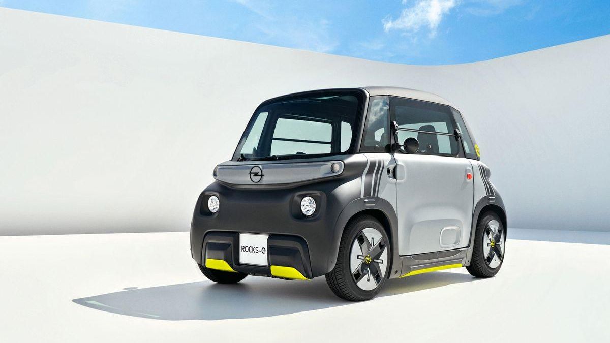 Opel presents the Rocks-e, the second electric quadricycle from Stellantis Opel presents the Rocks-e, the second electric quadricycle from Stellantis