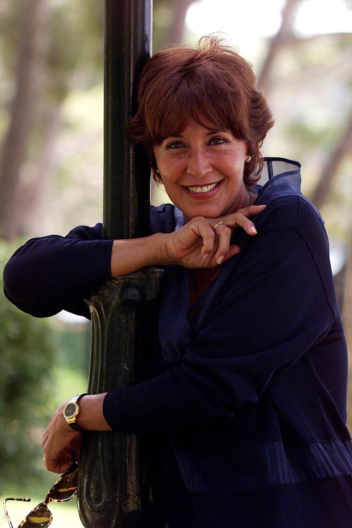 Concha Velasco, retratada por Joan Cortadellas en Mallorca en el año 2000.