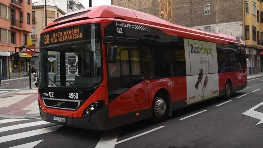 El transporte público recupera este martes sus horarios de invierno aunque la ocupación sigue muy baja