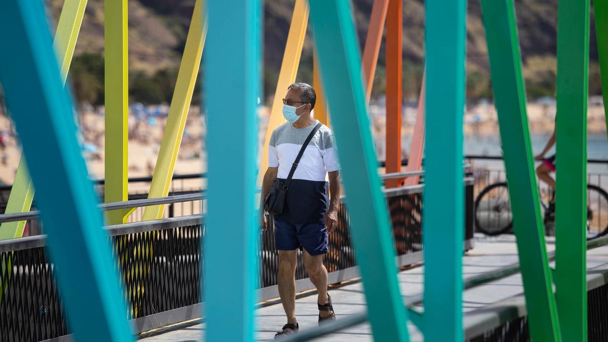 Cuenta atrás para el adiós a la mascarilla en exteriores