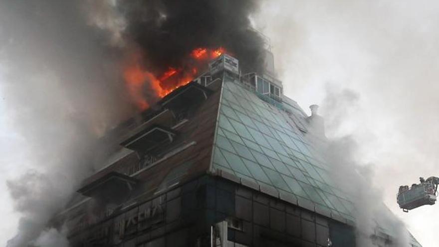 23 muertos en un incendio en un gimnasio de 8 plantas en Corea del sur