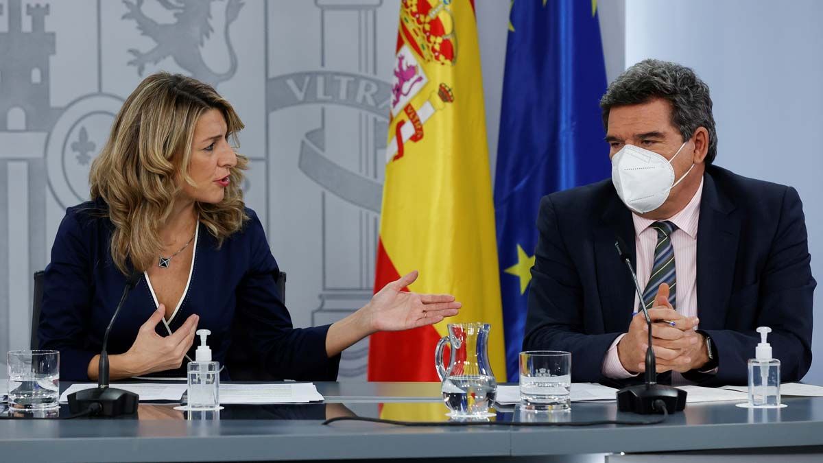 Yolanda Díaz y José Luis Escrivà