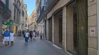 Miramira deja el local de la histórica Zaldi en la calle Nueva de Málaga, que ya tiene nuevo inquilino: United Souvenirs abrirá su segunda tienda