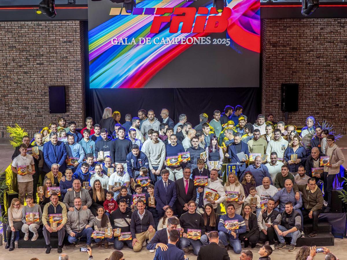 Imagen de los premiados en la gala.