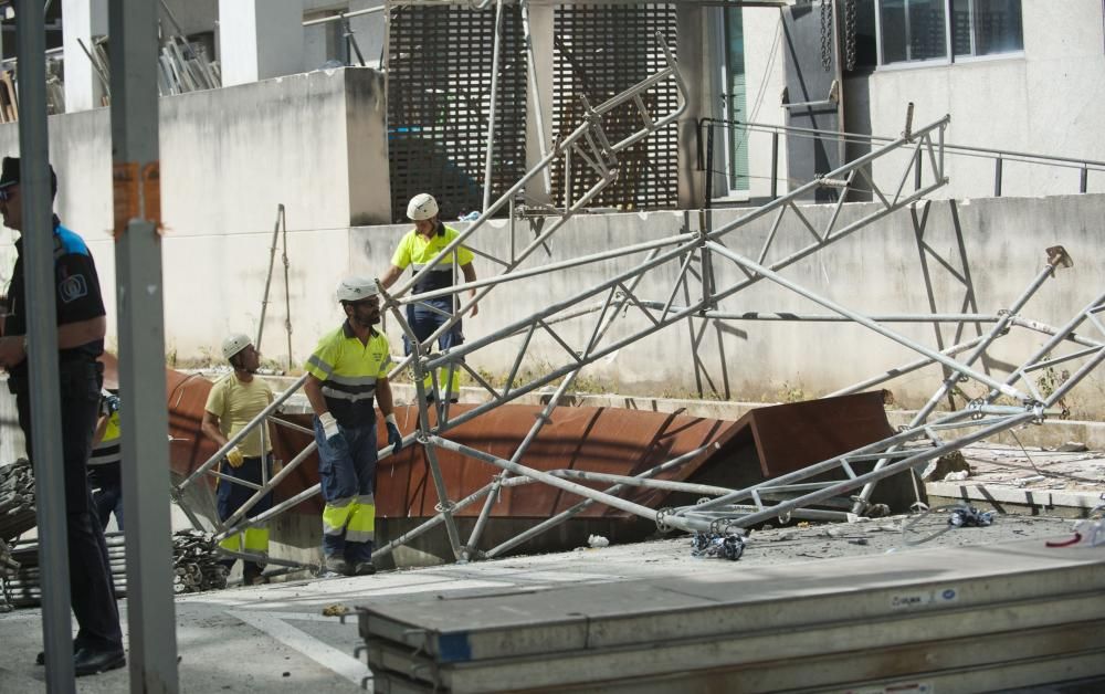 Un trabajador, herido al caerse el andamio de la reforma de la Casa del Mar