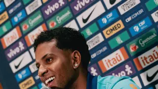 'Dardo' de Rodrygo a Xabi Alonso