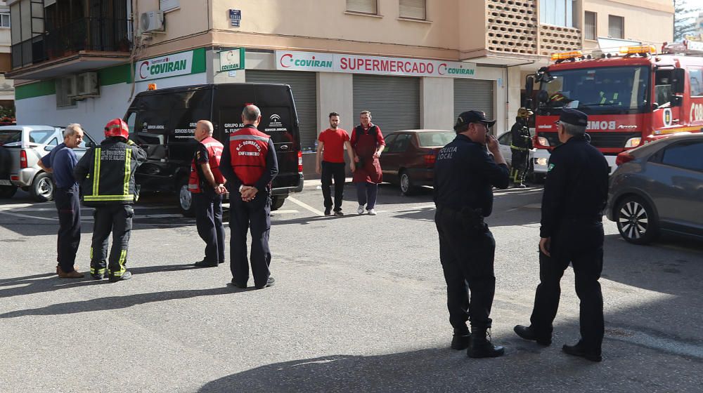 Las llamas se declaraban en la octava planta de un edificio situado en la Plaza de Ronda, en el distrito de Ciudad Jardín