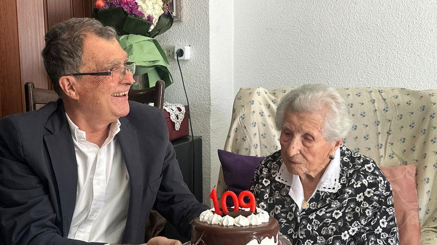 La ‘abuela de Espinardo’, la mujer más longeva de Murcia, cumple 109 años