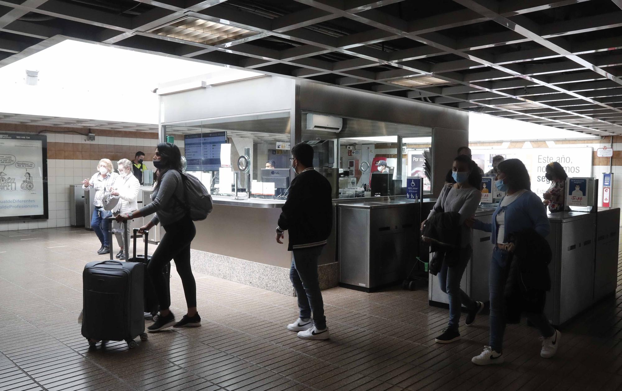 Primer domingo de servicio gratuito en Metrovalencia