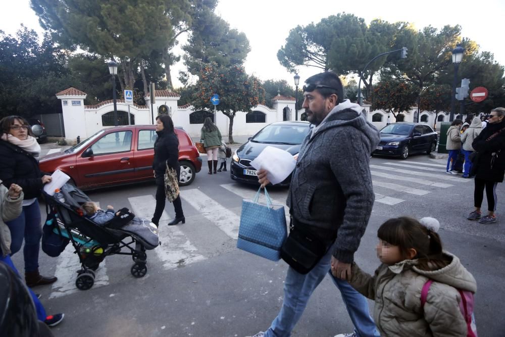 Atascos en la av Burjassot por el carril bici