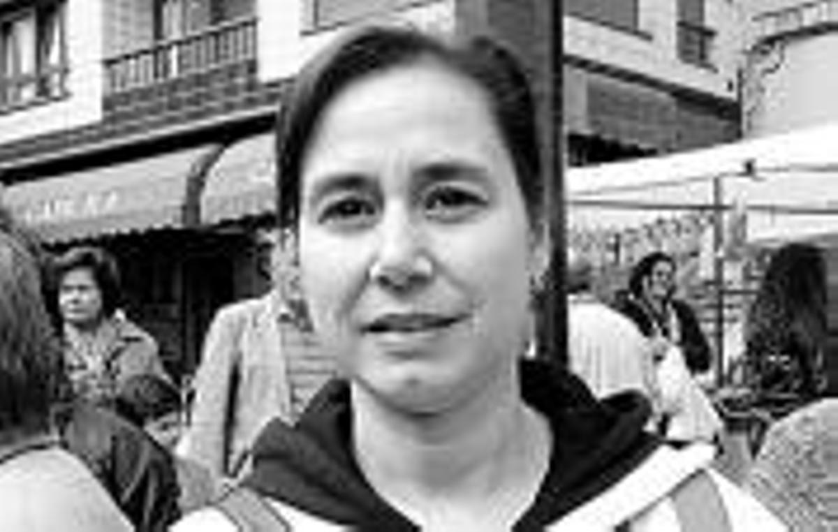 Los candasinos, indignados por el abandono del mural de la Salve, asumen su pérdida