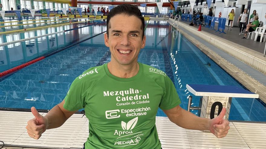 El cordobés Paco Salinas se proclama campeón de Andalucía en natación adaptada