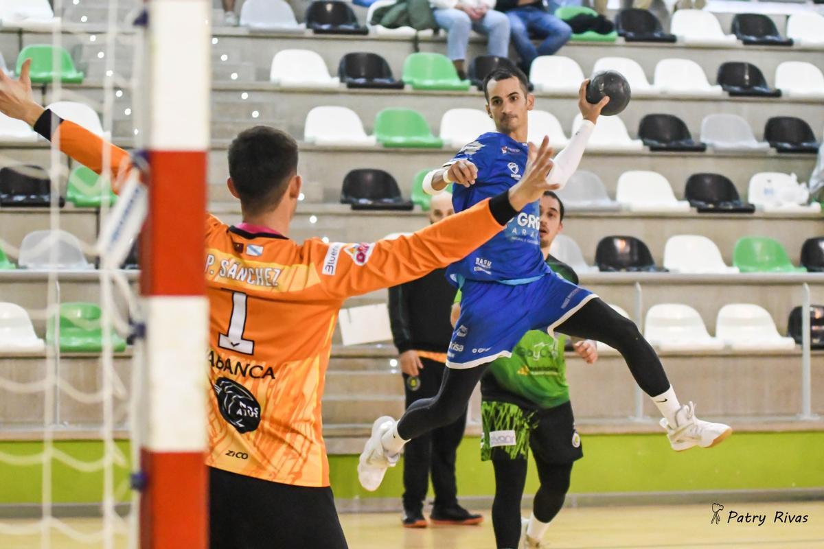 Los azules nada pudieron hacer ante un rival muy superior.