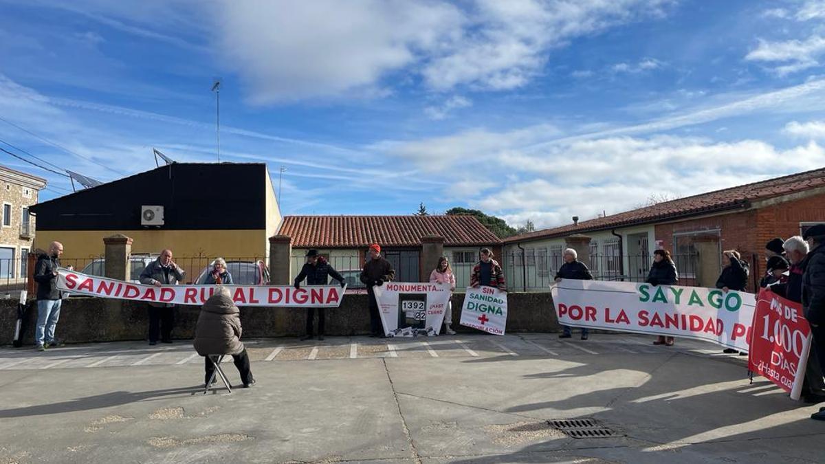 Concentración número 120 por la sanidad en Sayago