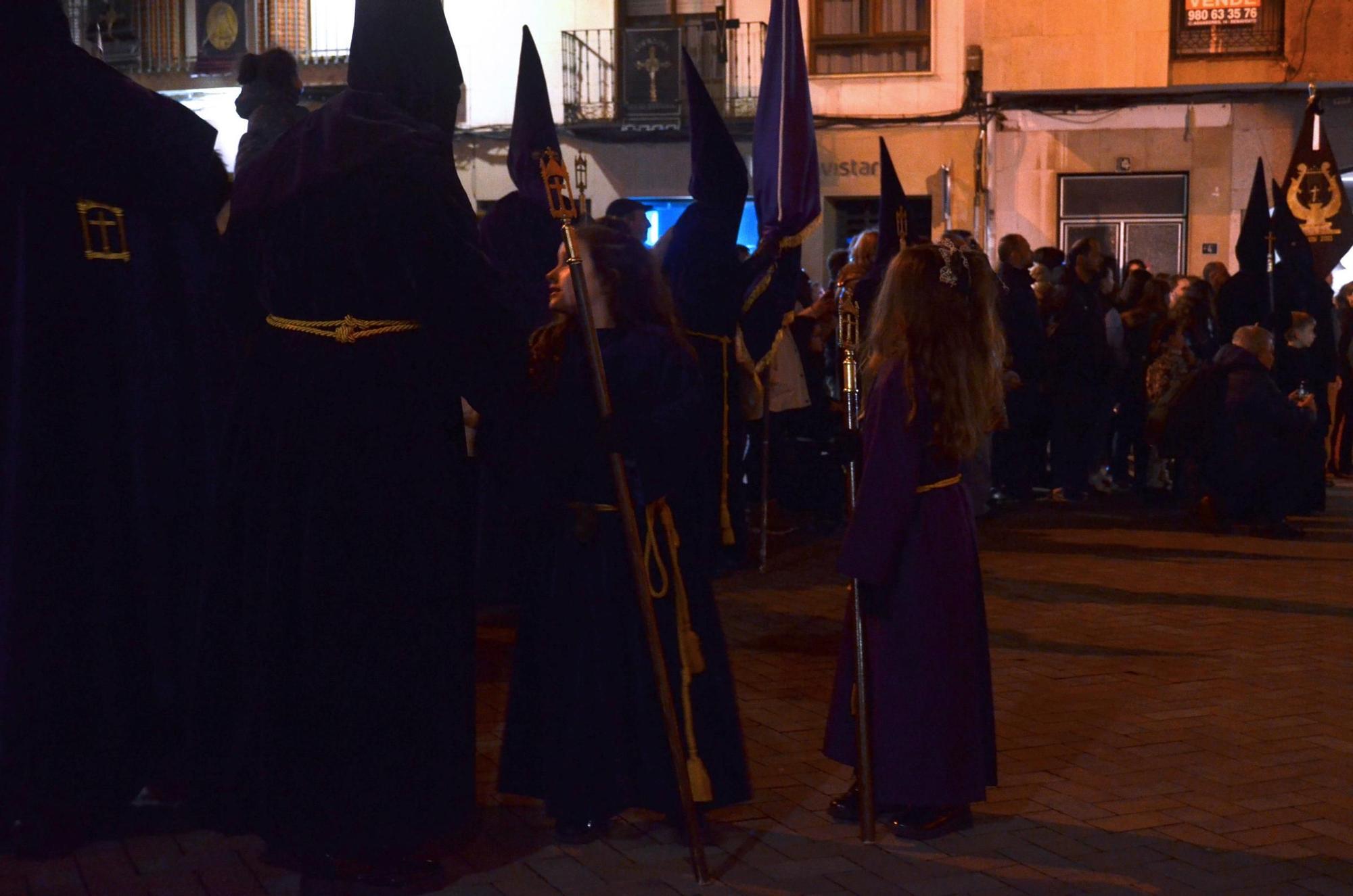 Semana Santa Benavente 2024: Así ha sido la Procesión del Santo Entierro