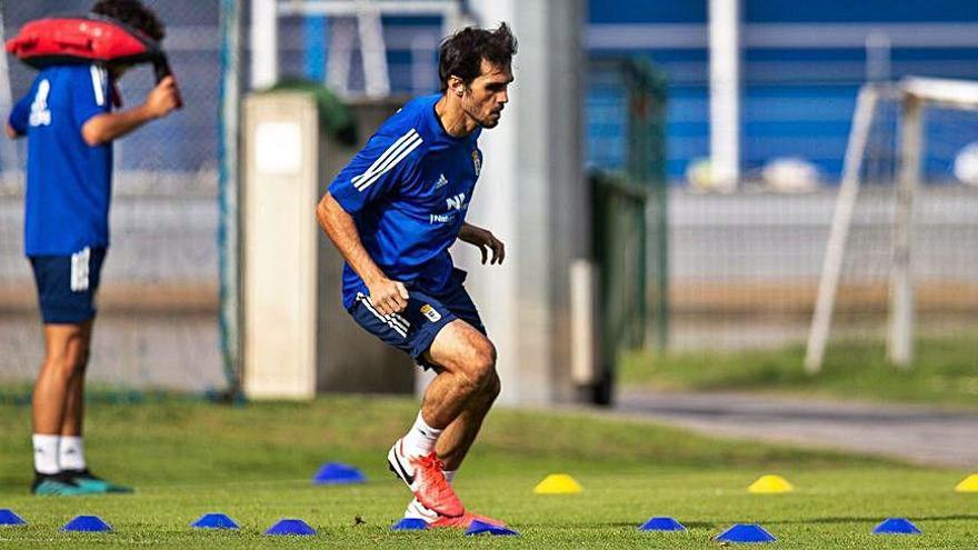 Arribas, ayer durantre el entrenamiento del Oviedo.