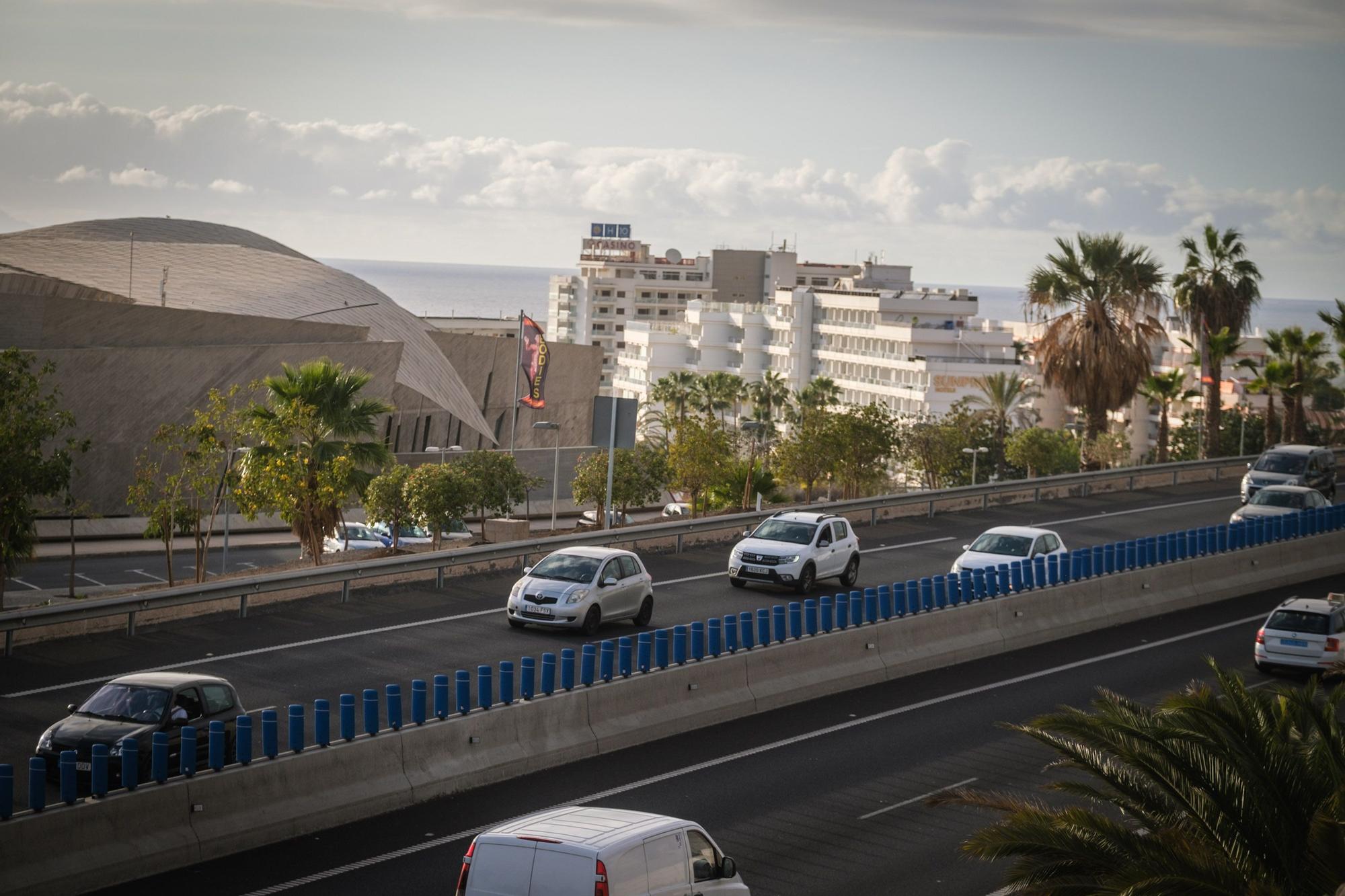 Fotos de la autopista del Sur desde el Siam Park. Proyecto Variante TF-1 Guaza-Fañabe