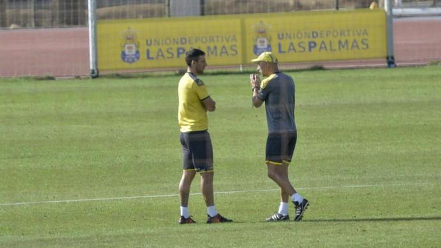 Dani Castellano y Rémy ya están con el grupo