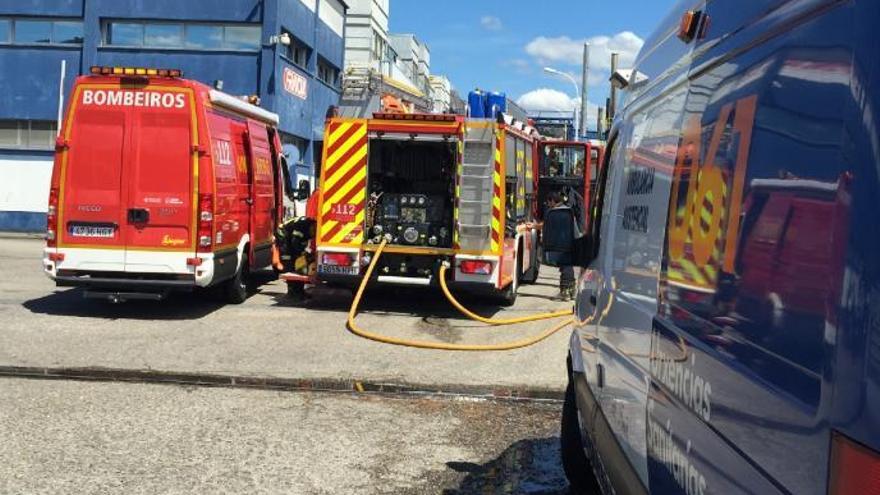 Cuatro personas heridas tras incendiarse el colchón de su casa en Salvaterra de Miño