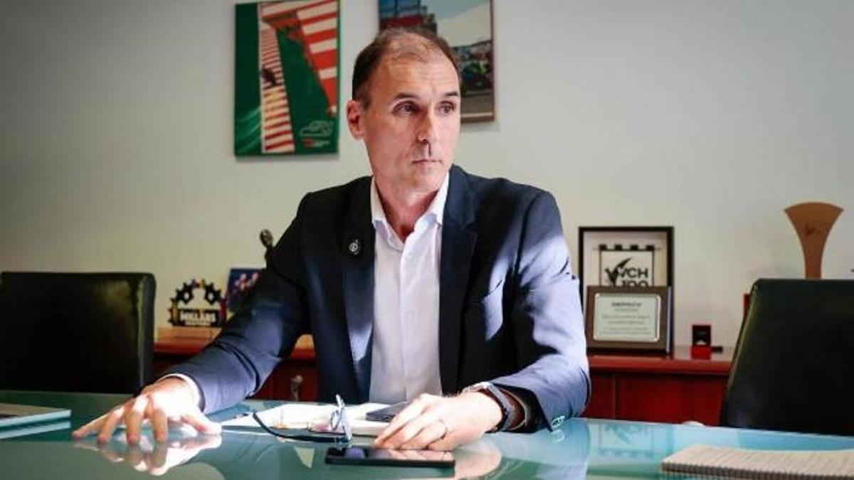 Luis Cervera, en su despacho de la dirección general de Deporte.