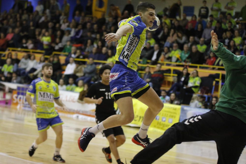 Balonmano MMT Seguros-BM Santoña