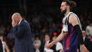 Joan Peñarroya y Toko Shengelia, tras un partido en el Palau Blaugrana
