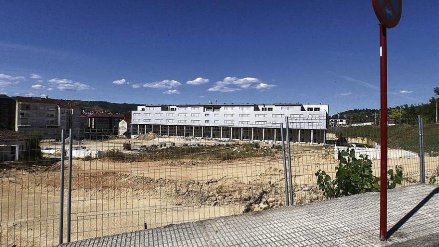 Zona en la que se pretende construir el parking, con la residencia universitaria al fondo. // Jesús Regal