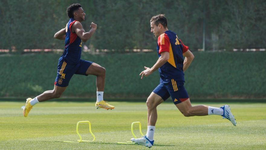 Balde en su primer entreno en Qatar con la selección