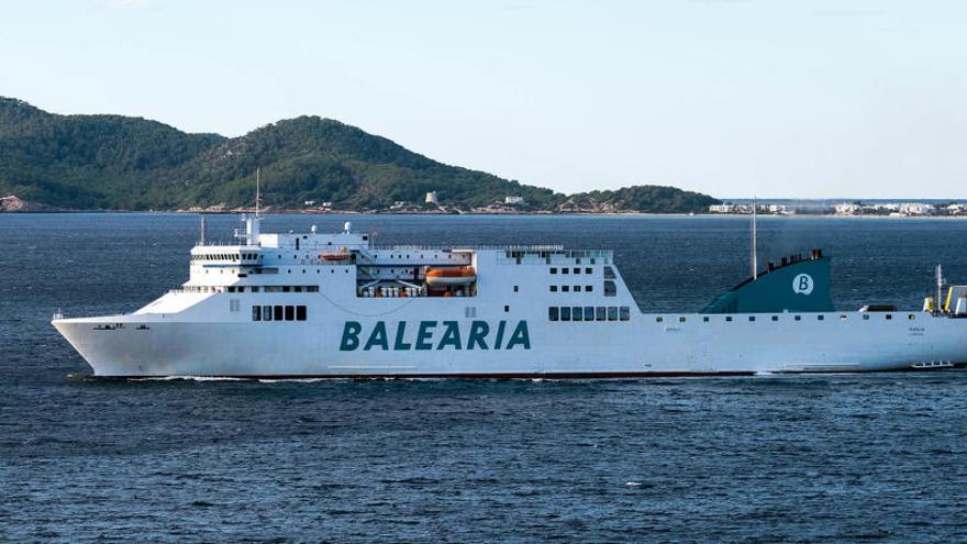 Baleària invertirá 60 millones para que cinco de sus ferries funcionen con gas