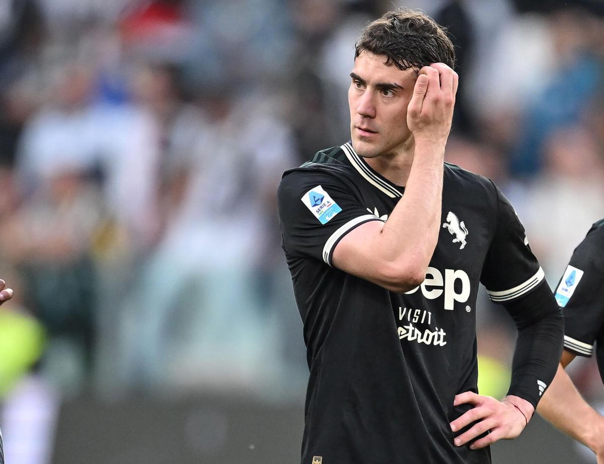 Turin (Italy), 03/05/2026.- Juventus' Dusan Vlahovic reacts at the end of the Italian Serie A soccer match between Juventus FC and Hellas Verona FC in Turin, Italy, 03 May 2026. (Italia) EFE/EPA/ALESSANDRO DI MARCO